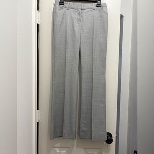 Express Design Studio Size 2 Chic Light Gray Trousers